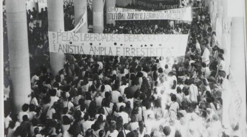 Há 40 anos, Lei da Anistia preparou caminho para fim da ditadura Há 40 anos, Lei da Anistia preparou caminho para fim da ditadura